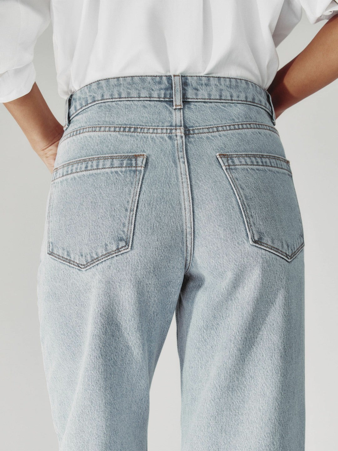 Petite Mid-Rise Straight-Leg Jeans Pale Blue | Women