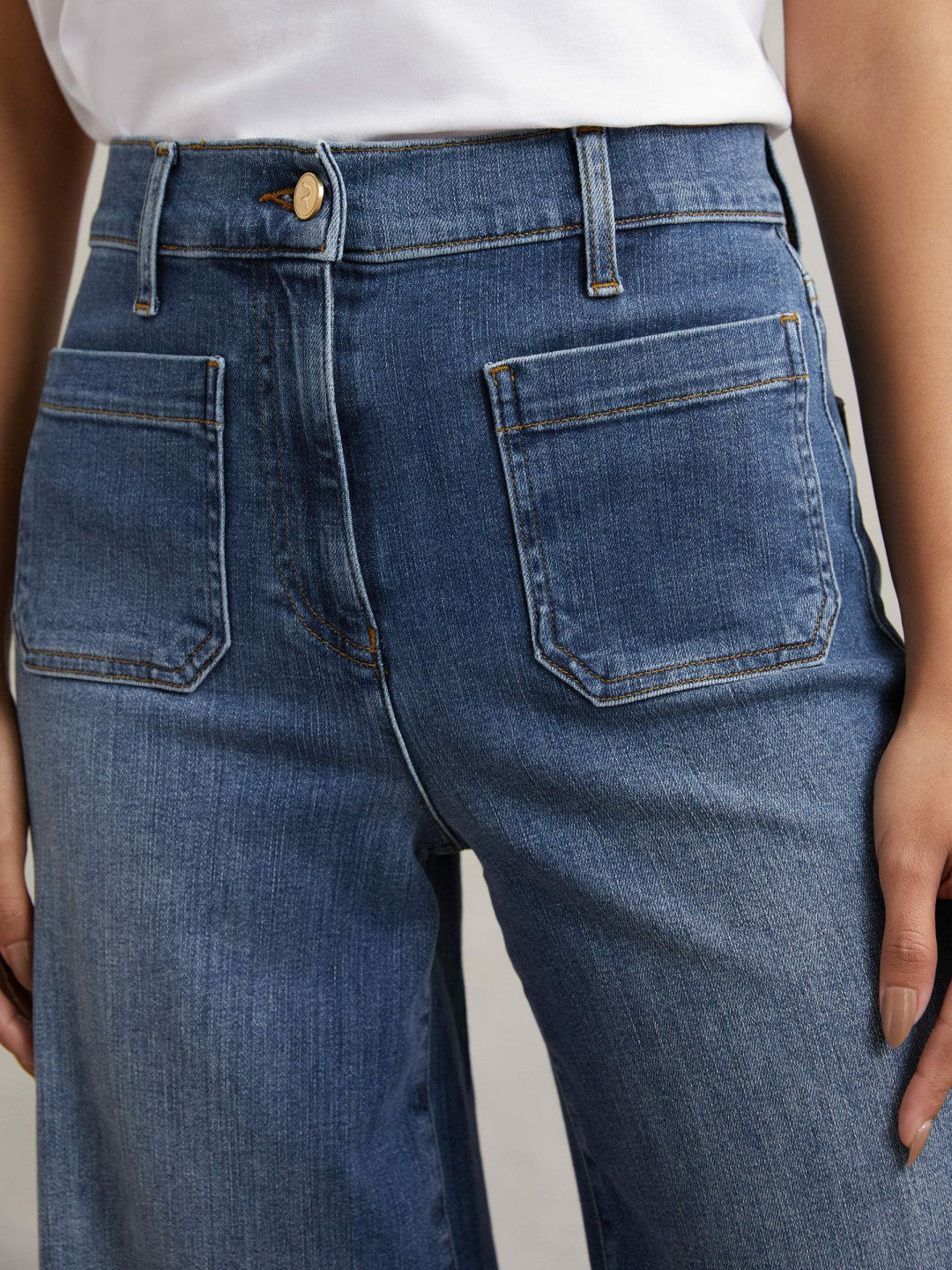 Petite Patch Pocket Wide Leg Jeans Mid Blue | Women