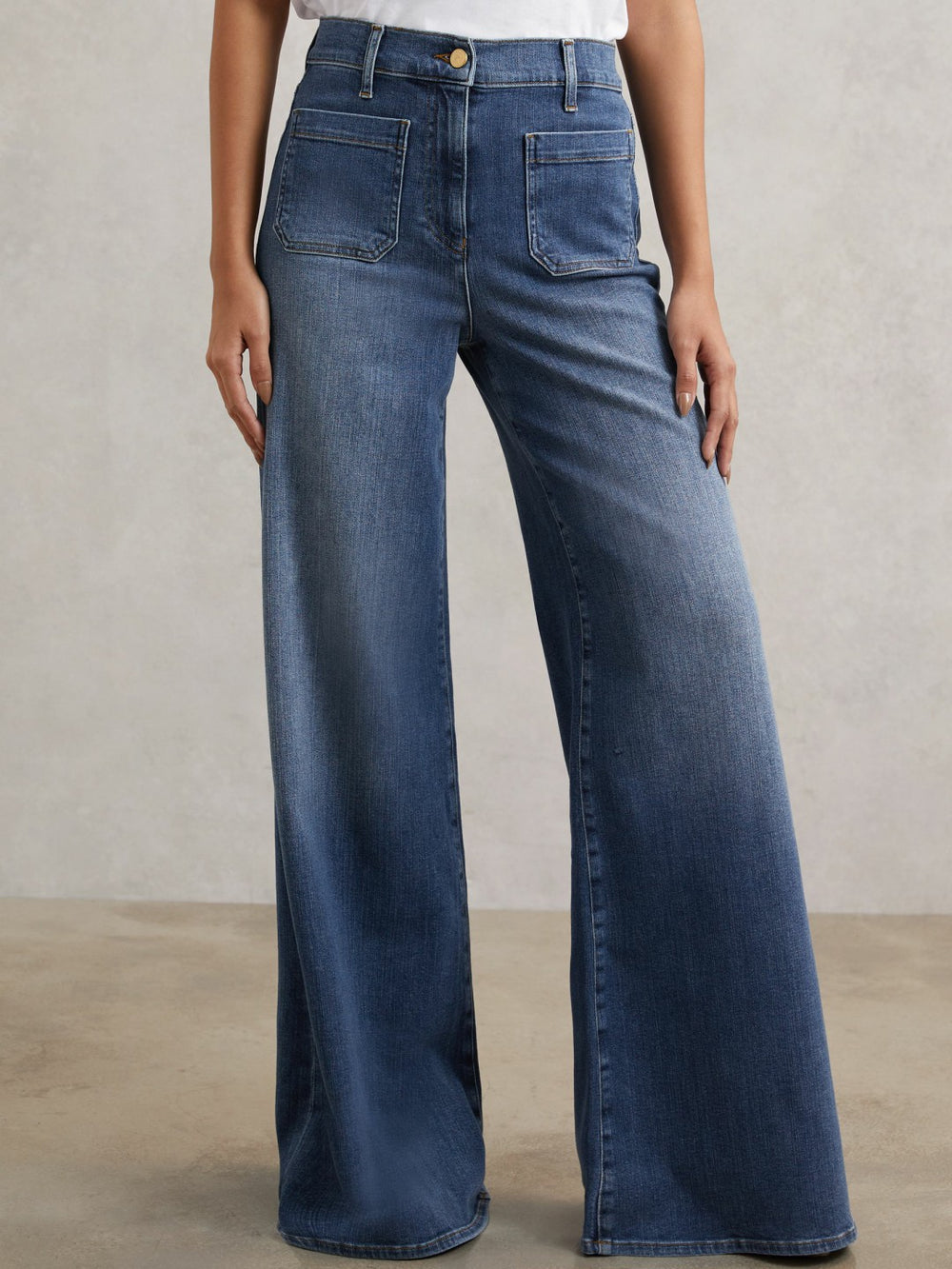 Petite Patch Pocket Wide Leg Jeans Mid Blue | Women